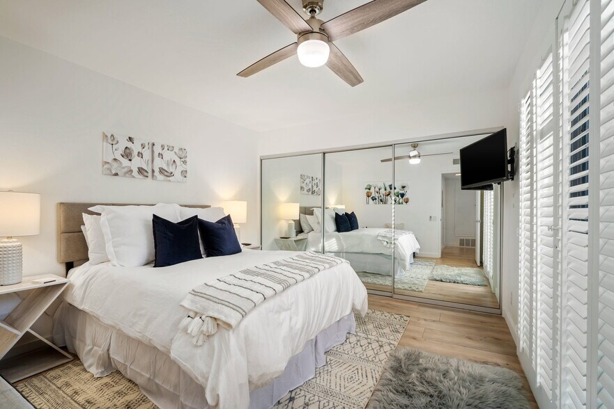 More Photos Of 60 La Ronda Dr, Rancho Mirage Apartments For Sale