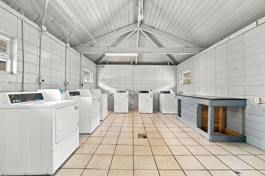 More Photos Of 1010 N Fiske Blvd, Cocoa Apartments For Sale