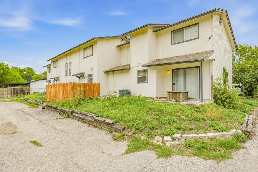 More Photos Of 11803 Alamo Blanco St, San Antonio Apartments For Sale