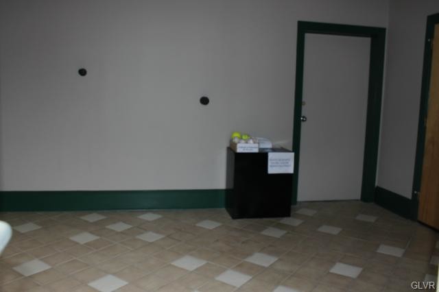 More Photos Of 214-218 S 4th St, Perkasie Warehouse For Lease