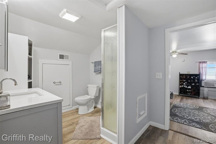 More Photos Of 131 E Main St, Vernon Religious Facility For Sale