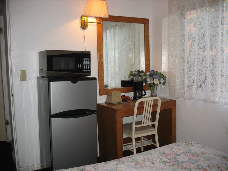 More Photos Of 1627 SE Stephens St, Roseburg Hotel For Sale