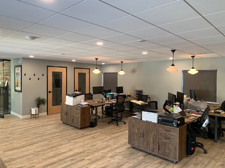 More Photos Of 5524 S Prince St, Littleton Office For Lease