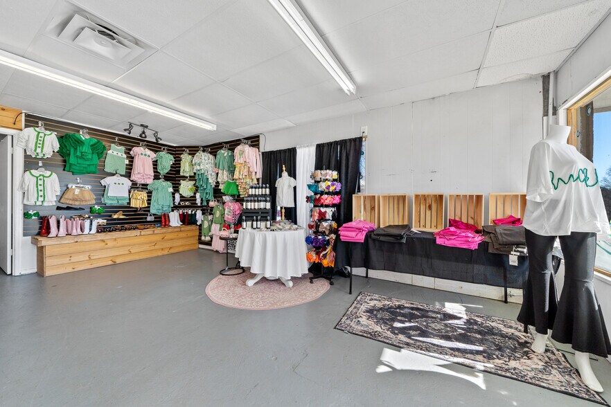 More Photos Of 201 E Sumter St, Eatonton Office Residential For Sale