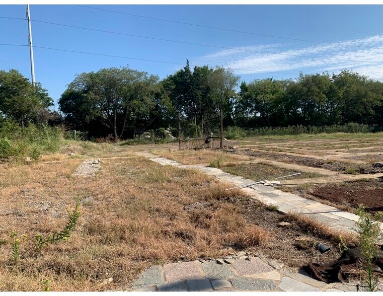 More Photos Of 424 Southwestern Blvd, Coppell Land For Sale