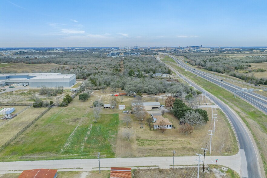 More Photos Of 4842 Raymond Stotzer Pky, College Station Land For Sale