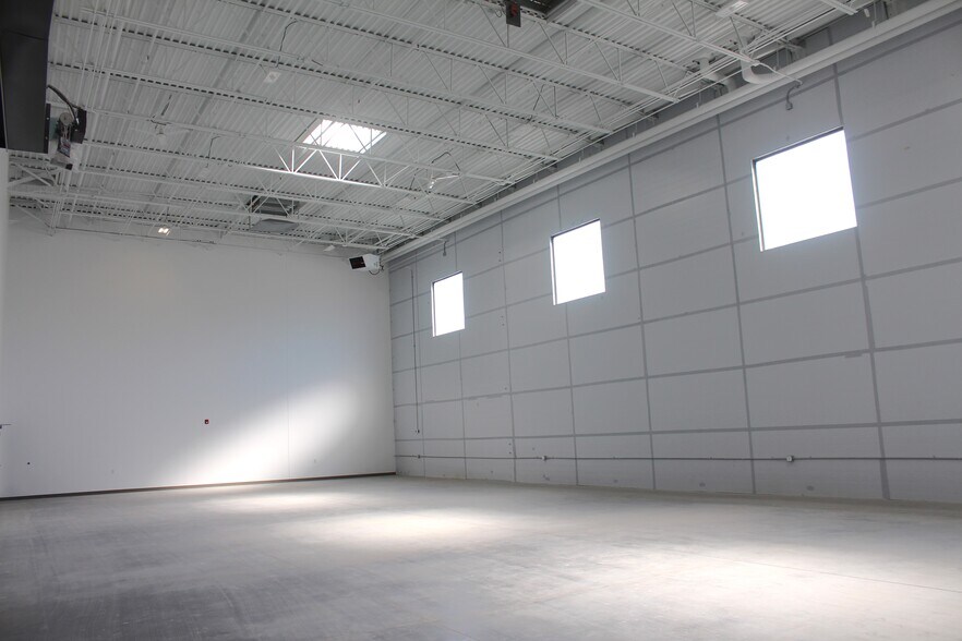 More Photos Of 3070 W Directors Row, Salt Lake City Manufacturing For Lease