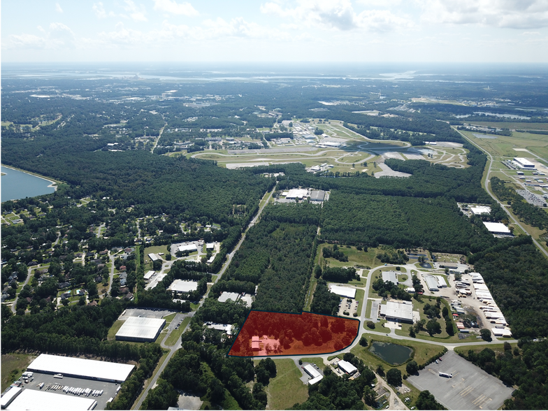 More Photos Of 117 Indigo Dr, Brunswick Industrial For Sale
