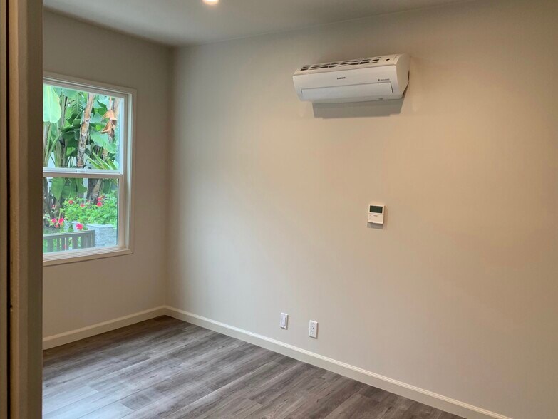 More Photos Of 1015 3rd St, Santa Monica Apartments For Sale