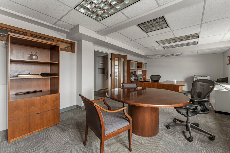 More Photos Of 1 W Market St, Corning Office Residential For Lease