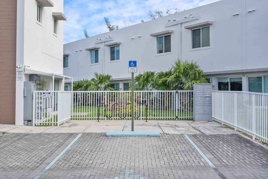 More Photos Of 509 NE 121st St, North Miami Apartments For Sale
