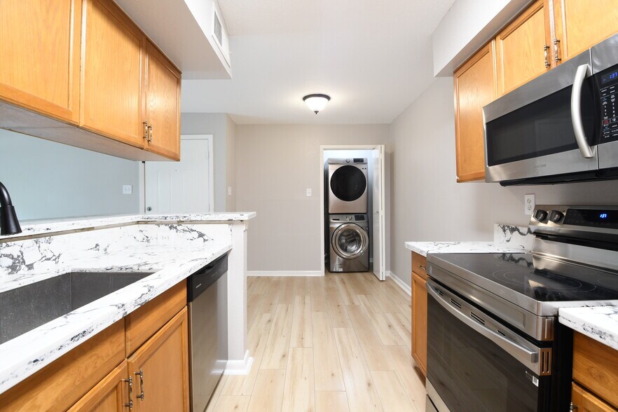 More Photos Of , Houston Multifamily For Sale