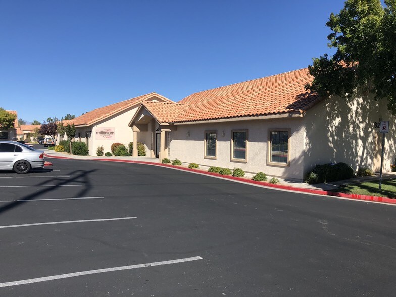 More Photos Of 8230 W Charleston Blvd, Las Vegas Medical For Lease