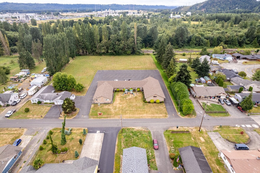 More Photos Of 1435 33rd Ave, Longview Specialty For Sale