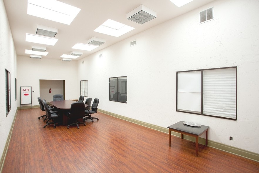 More Photos Of 1002-1008 S Pacific Ave, San Pedro Storefront Retail Office For Lease