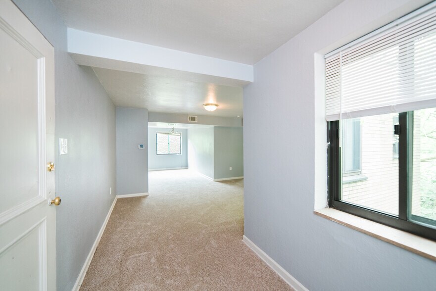 More Photos Of 25 S Starr Ave, Pittsburgh Apartments For Sale