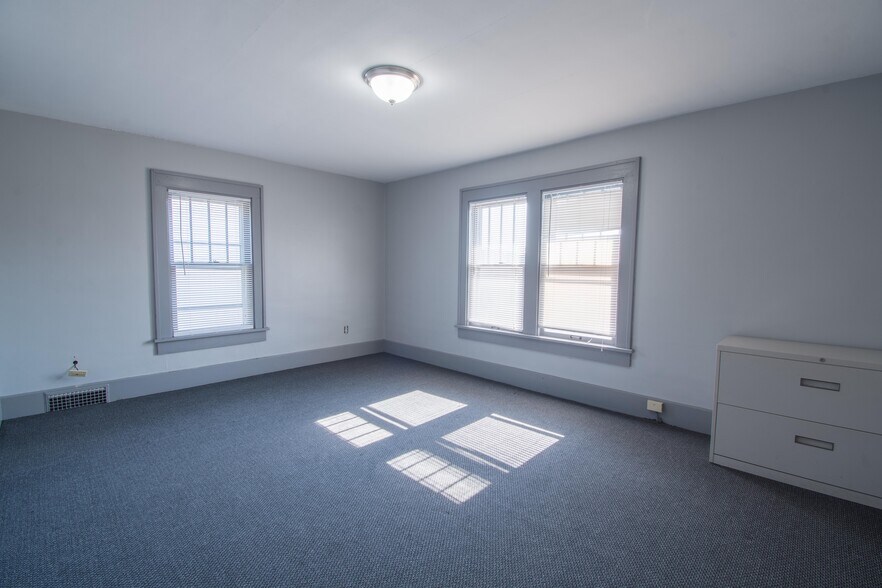More Photos Of 8419 Cleveland Ave NW, North Canton Office Residential For Sale