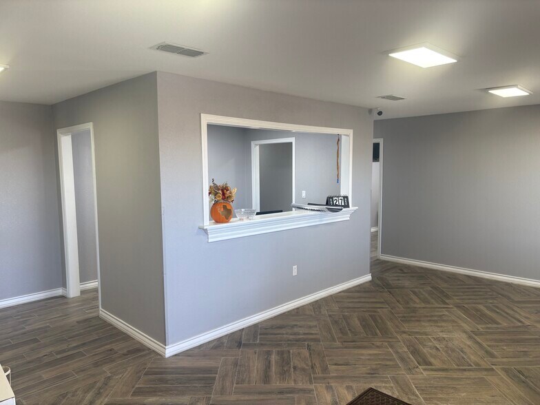 More Photos Of 509 Madrid Rd, Odessa Industrial For Sale