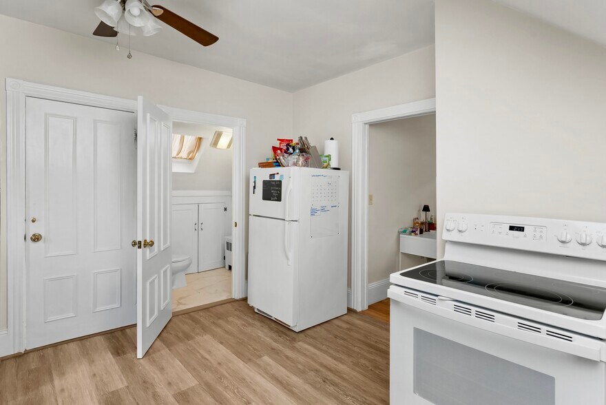 More Photos Of 1358 Smith St, North Providence Apartments For Sale