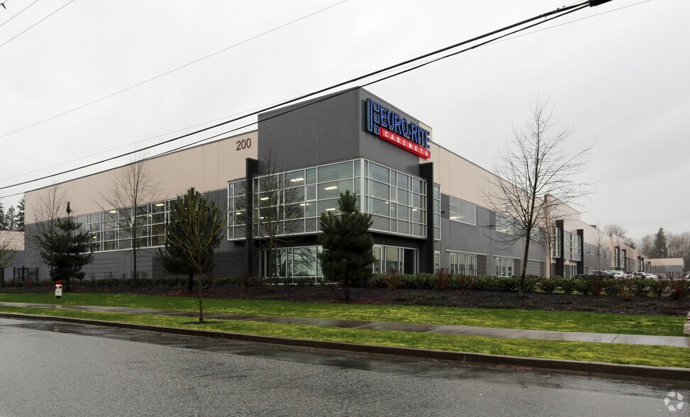 More Photos Of 19100 Airport Way, Pitt Meadows Warehouse For Lease