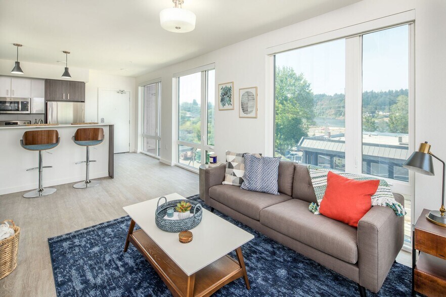 More Photos Of 11125 SE 21st St, Milwaukie Apartments For Lease