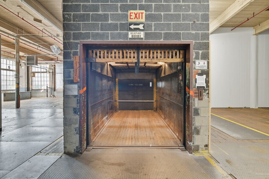 More Photos Of 122 Pleasant St, Easthampton Industrial For Lease