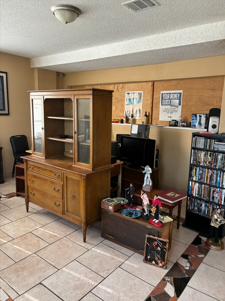 More Photos Of 3229 Hollywood Ave, Shreveport Warehouse For Sale