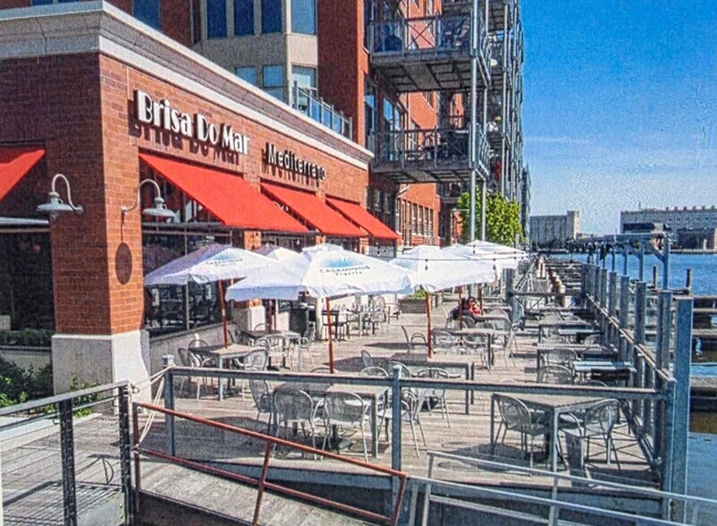 Primary Photo Of 509-643 E Erie St, Milwaukee Apartments For Sale