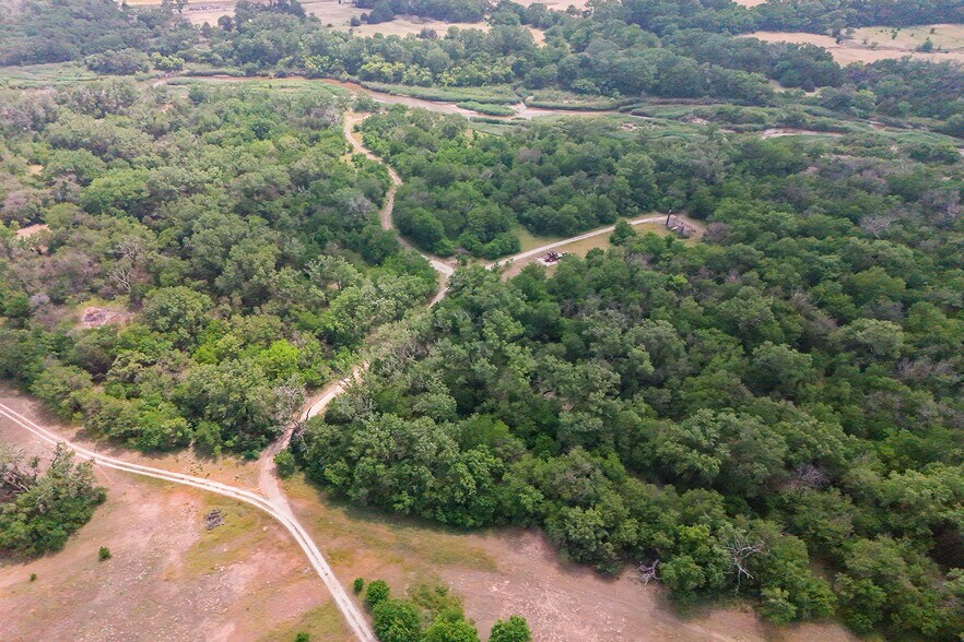 More Photos Of 9111 Long View Road, Burrton Land For Sale