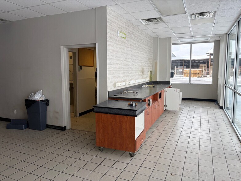 More Photos Of 339 Lincoln Ave, Cadiz Service Station For Sale
