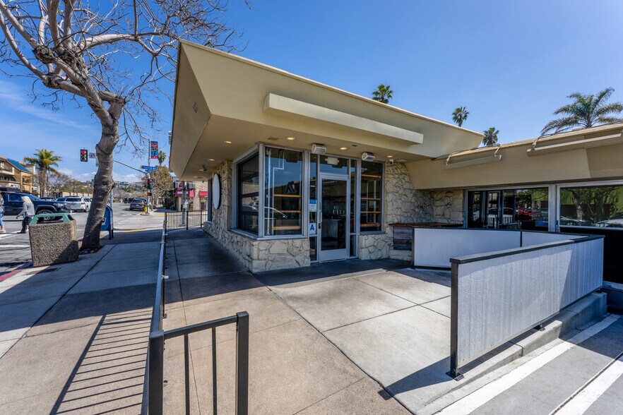 More Photos Of 623-627 Pearl St, La Jolla Unknown For Lease