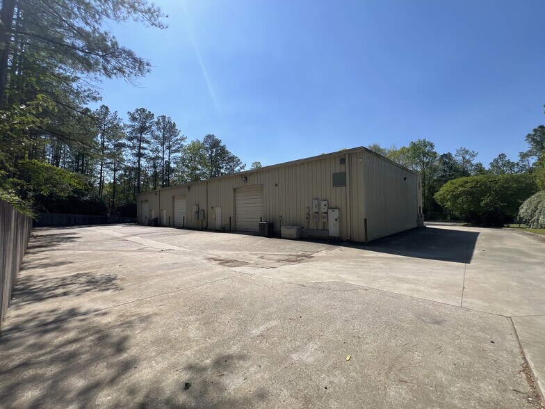More Photos Of 524 Mineral Ter, Birmingham Light Manufacturing For Lease