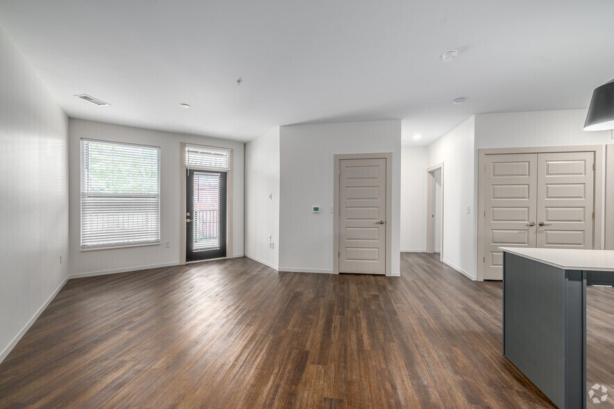 More Photos Of 2223 Lee Rd, Cleveland Apartments For Lease