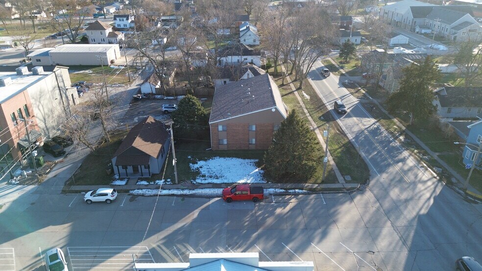Primary Photo Of 107 SE 1st St, Bondurant Apartments For Sale