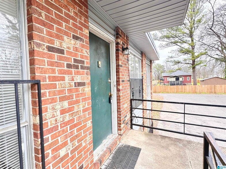 More Photos Of 137 59th St N, Birmingham Apartments For Sale