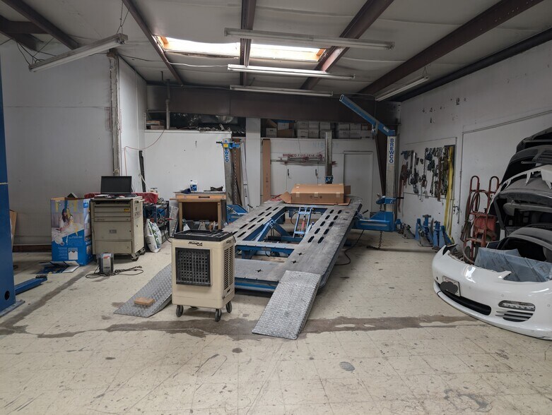More Photos Of 1122 Elliott Rd, Paradise Auto Repair For Sale