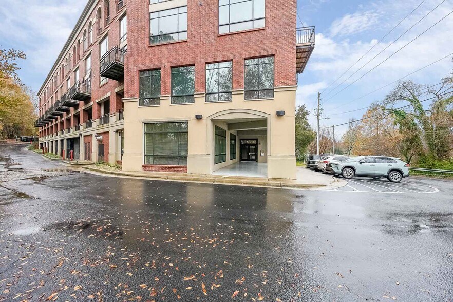 More Photos Of 319 Atlanta St, Marietta Office For Sale