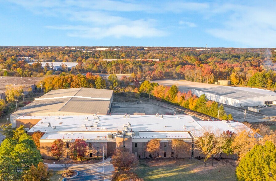 Primary Photo Of 3400 Westinghouse Blvd, Charlotte Manufacturing For Lease