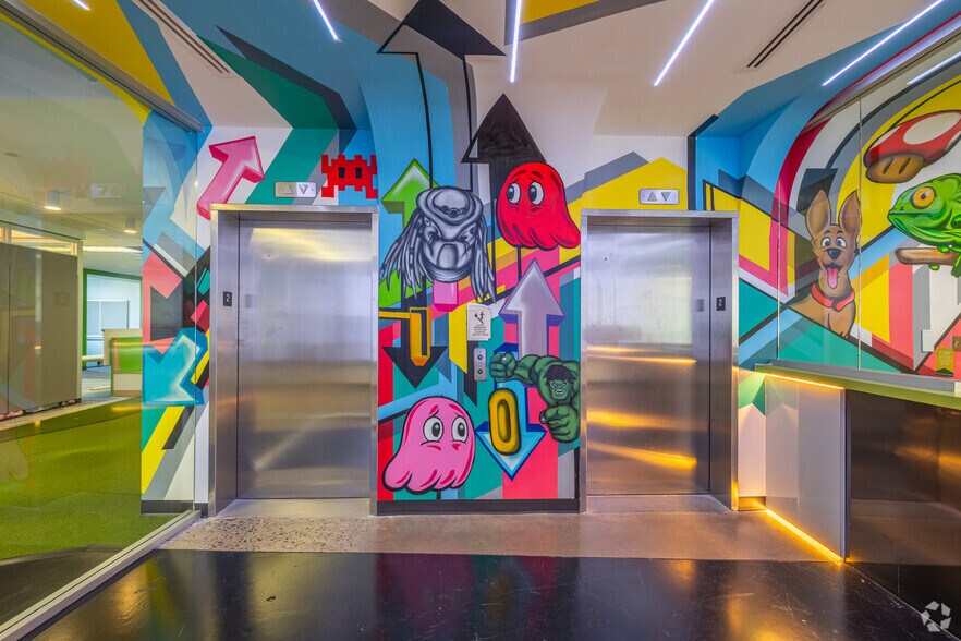 More Photos Of 15521 Midlothian Tpke, Midlothian Office For Lease