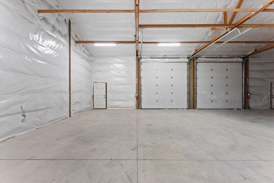 More Photos Of 221 Hamilton Rd, Moses Lake Warehouse For Lease