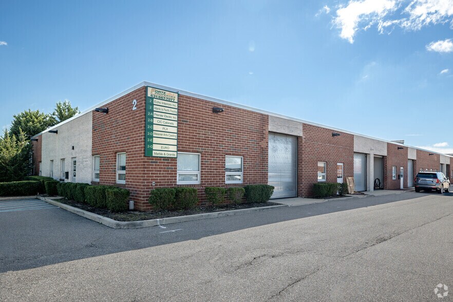 Primary Photo Of 2 Saxwood St, Deer Park Warehouse For Lease