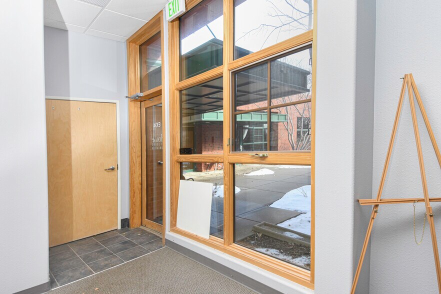 More Photos Of 88 Inverness Cir E, Englewood Office For Sale