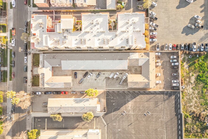 More Photos Of 6653 Darby Ave, Reseda Apartments For Sale