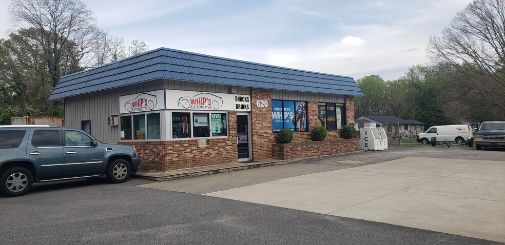 More Photos Of 620 Central Ave, Edgewater Service Station For Lease