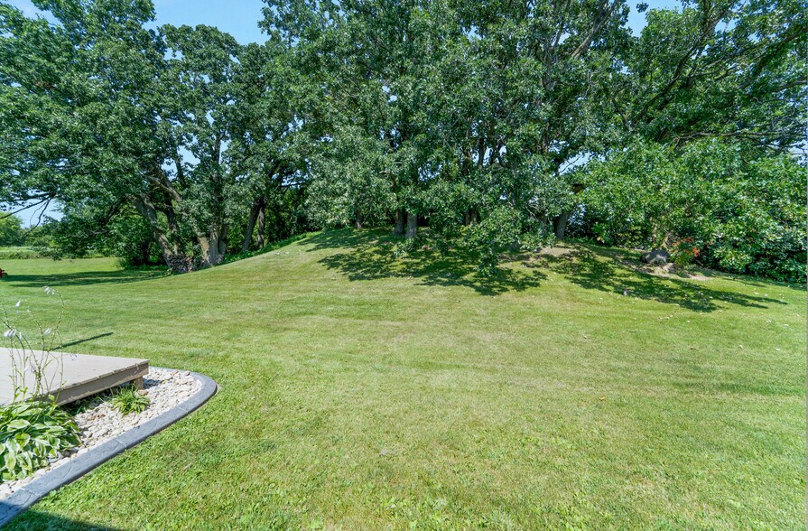 More Photos Of W12203 Highway 23, Ripon Auto Repair For Sale