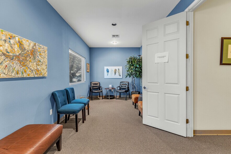 More Photos Of 109 Falls Ct, Boerne Medical For Lease