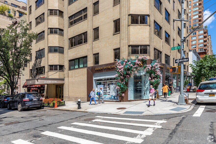 More Photos Of 1114-1120 Madison Ave, New York Apartments For Lease