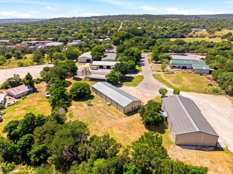 More Photos Of 117 Business Dr W, Kerrville Warehouse For Sale