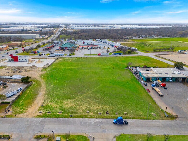 More Photos Of 2525 Motor City Blvd, Dallas Land For Sale