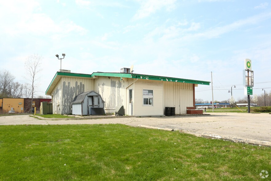 More Photos Of 4465 W Vienna Rd, Clio Convenience Store For Sale